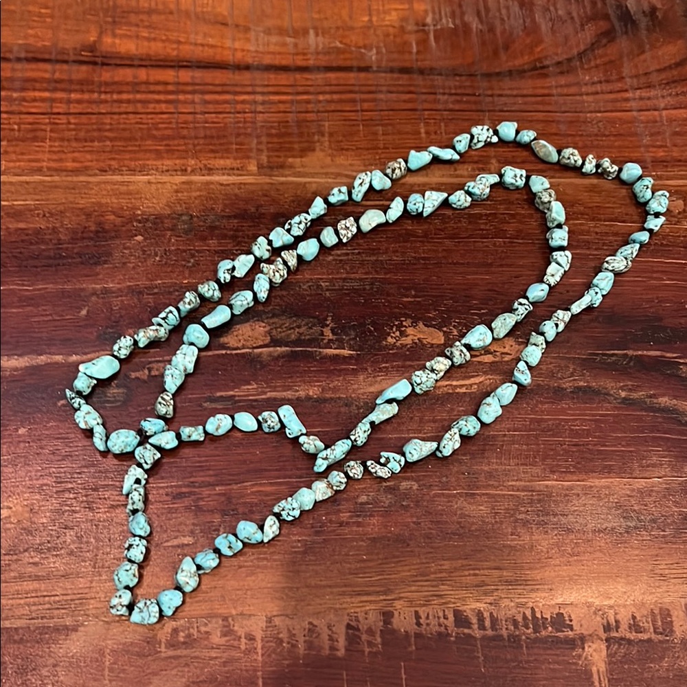 Turquoise Beaded Necklace